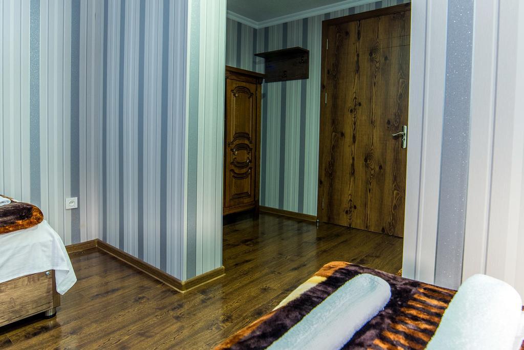 Hotel Guglux &Wine Cellar Τελάβι Εξωτερικό φωτογραφία