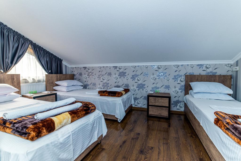 Hotel Guglux &Wine Cellar Τελάβι Εξωτερικό φωτογραφία