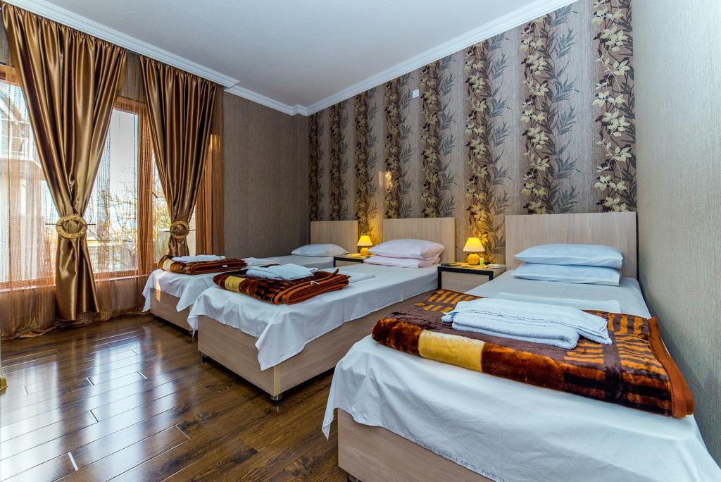 Hotel Guglux &Wine Cellar Τελάβι Εξωτερικό φωτογραφία